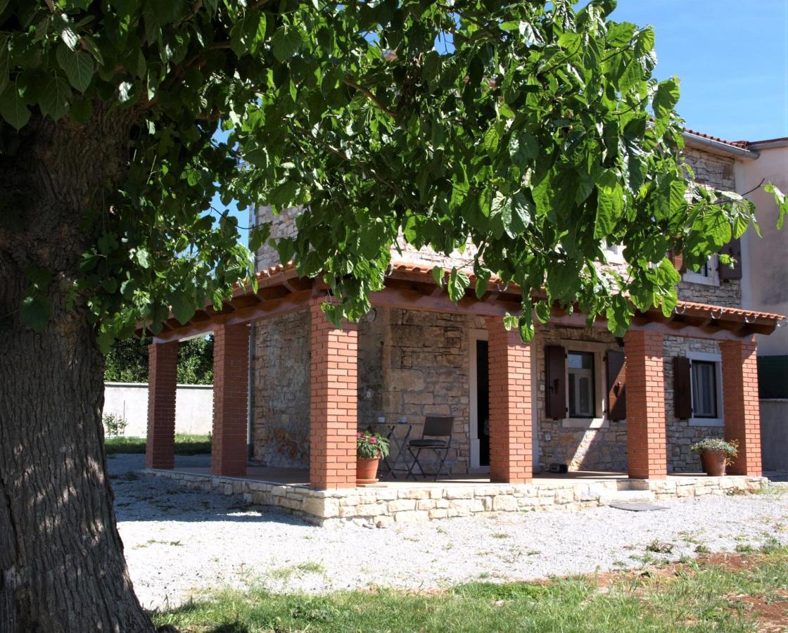 Holiday Home Zora Višnjan المظهر الخارجي الصورة