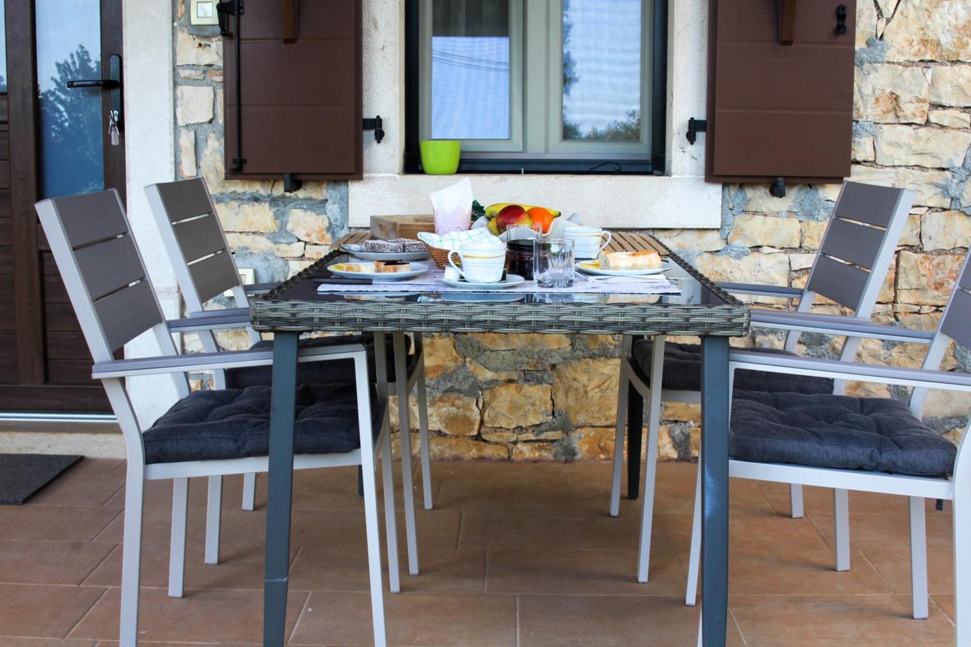 Holiday Home Zora Višnjan المظهر الخارجي الصورة